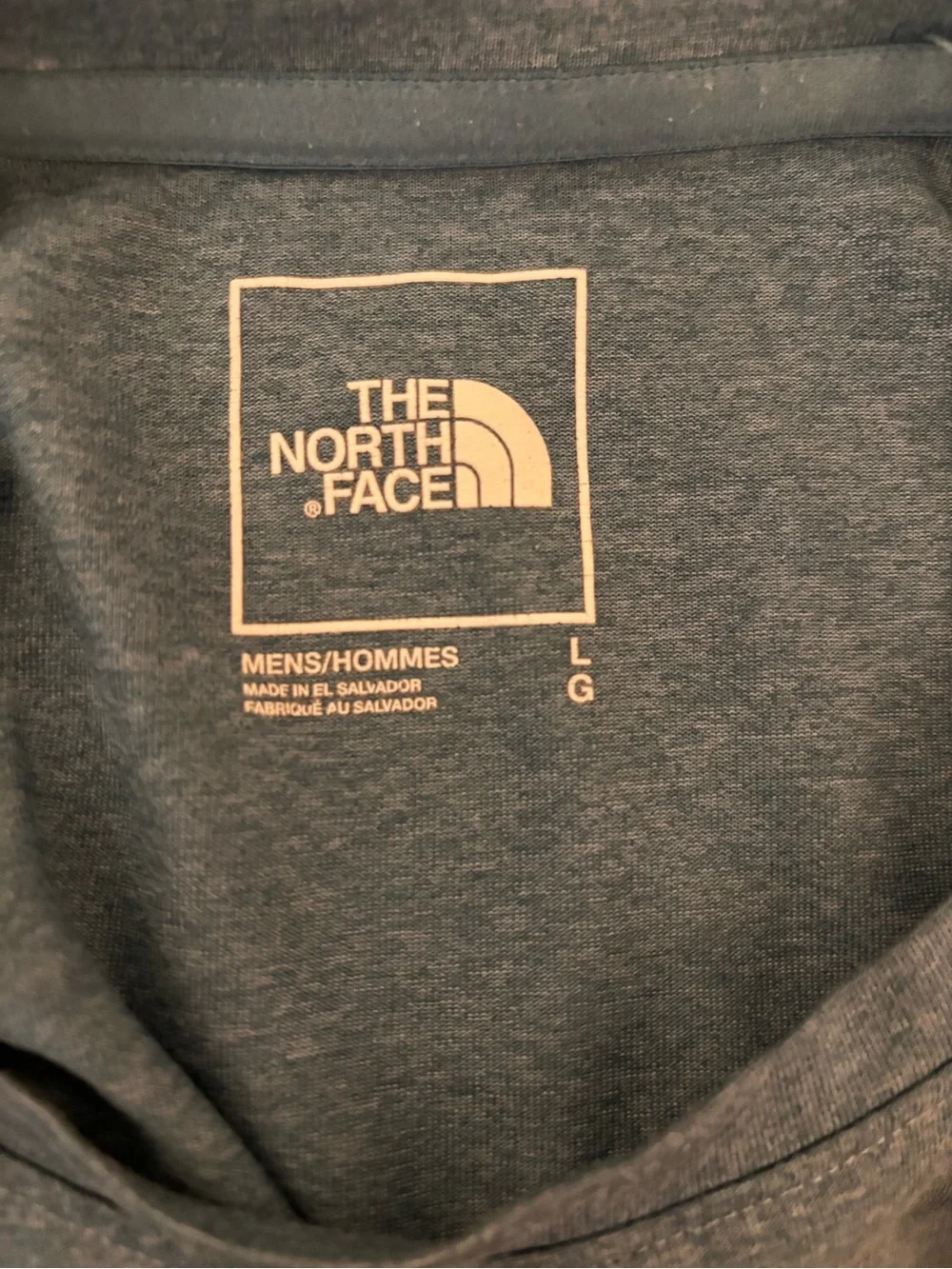 The North Face Breeze Short Sleeve T-Shirt in Blue/Green Size: Large
